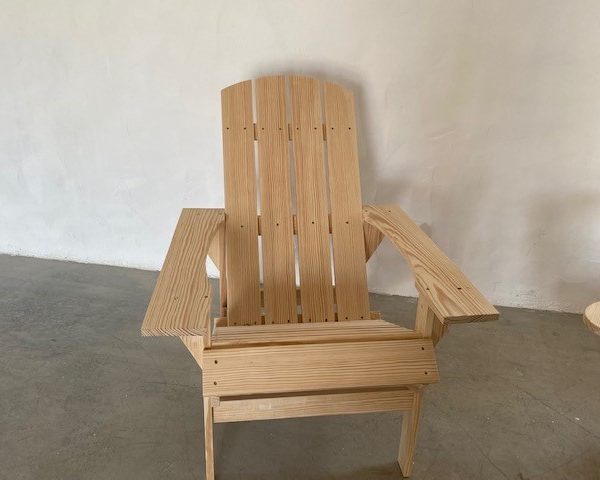 cadeira Adirondack em madeira - Modelo A
