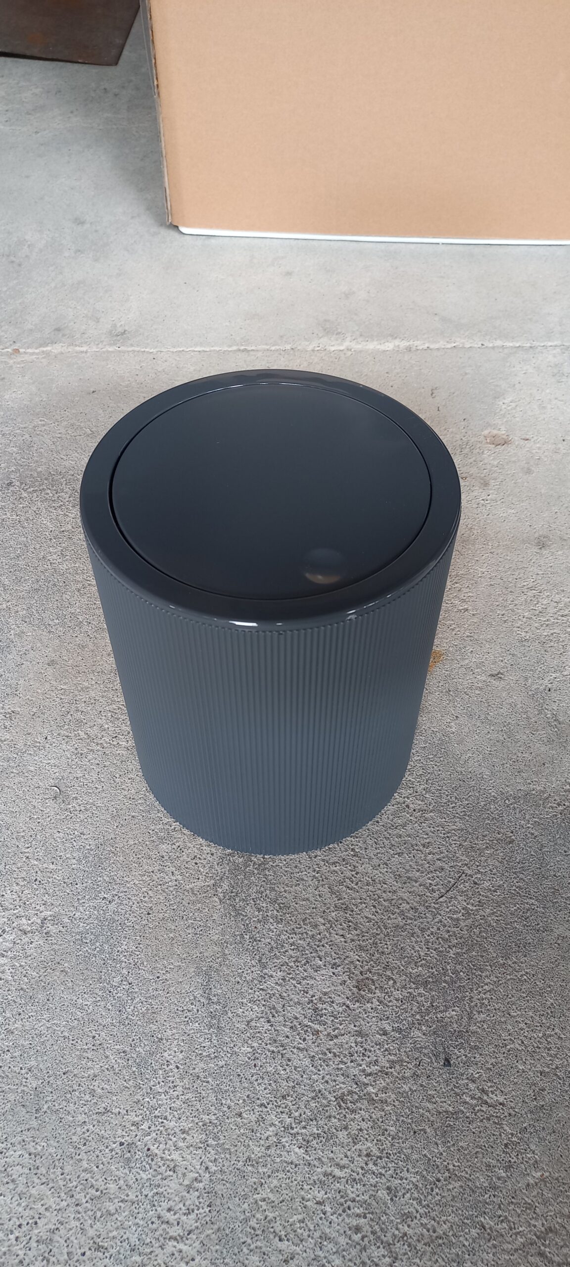 papeleira PVC cinza papeleira cinza