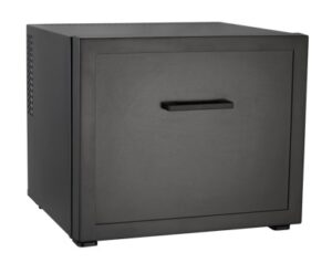 Minibar de gaveta C45SA com refrigeração compacta e funcionamento silencioso, ideal para suítes de luxo e escritórios executivos.